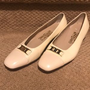 Salvatore Ferragamo shoes - size 9